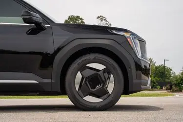 2026 Kia EV9 Wind AWD photo 5