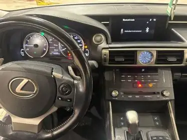 2016 Lexus IS 350 200t's photo