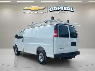 2026 Chevrolet Express 2500 Work Van HD's photo