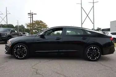 2024 Kia Optima GT-Line FWD's photo