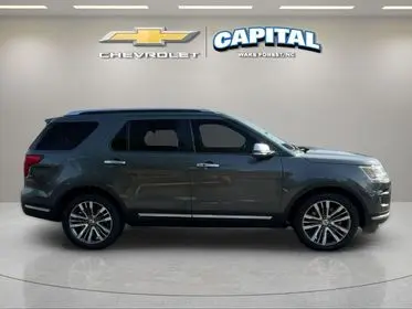 2018 Ford Explorer Platinum 4WD photo 4