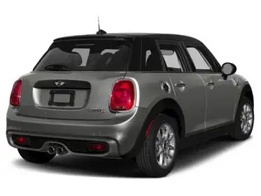 2015 MINI Cooper S 4 Door's photo