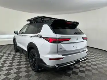 2026 Mitsubishi Outlander Trail Edition S-AWC's photo