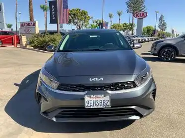 2023 Kia Forte LXS AT's photo