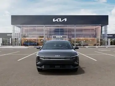 2026 Kia K4 LXS AT's photo