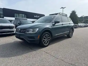 2020 Volkswagen Tiguan 2.0T SE's photo