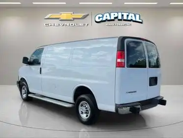 2024 Chevrolet Express 2500 Work Van HD's photo