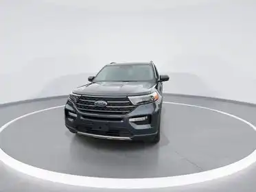 2023 Ford Explorer XLT 4WD's photo
