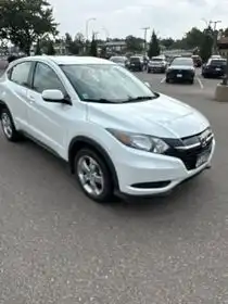 2016 Honda HR-V LX AWD's photo