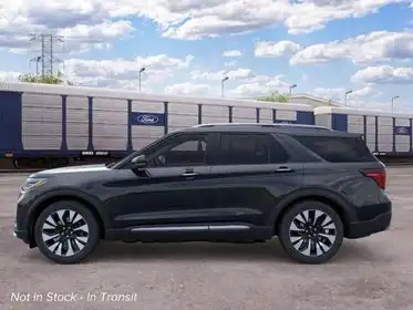 2026 Ford Explorer Platinum 4WD's photo