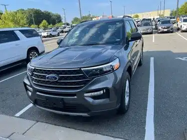 2020 Ford Explorer XLT 4WD's photo