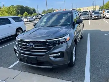 2020 Ford Explorer XLT 4WD's photo