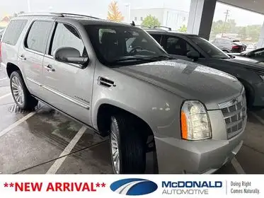 2013 Cadillac Escalade Platinum Edition AWD's photo