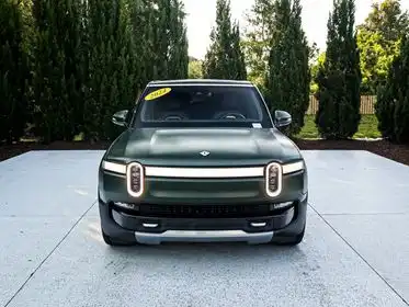 2024 Rivian R1S Adventure Quad-Motor Large Pack's photo