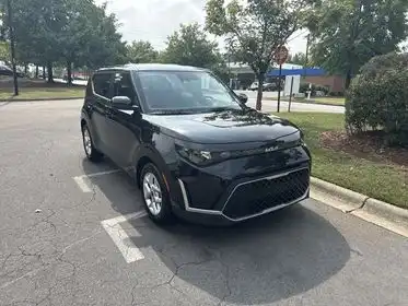 2025 Kia Soul 2.0 LX IVT's photo
