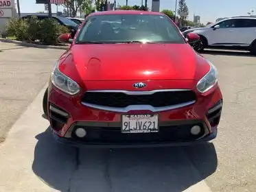 2019 Kia Forte LXS Auto's photo