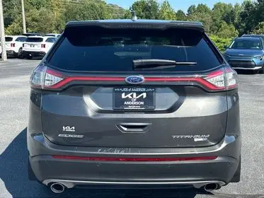 2016 Ford Edge Titanium AWD photo 3