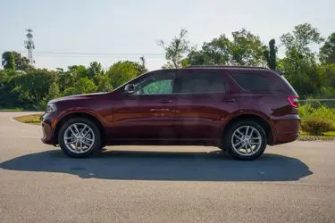 2024 Dodge Durango GT RWD Plus photo 3