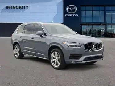 2020 Volvo XC90 T6 Momentum 6-Passenger AWD's photo