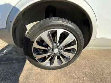 2019 Buick Encore Essence photo 4