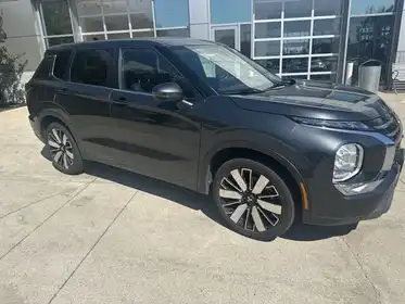 2025 Mitsubishi Outlander SE S-AWC's photo