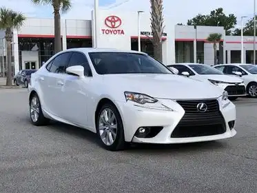 2016 Lexus IS 350 200t's photo