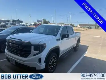 2024 GMC Sierra AT4 4WD Crew Cab Short Box's photo