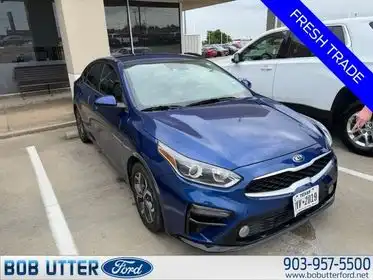 2021 Kia Forte LXS Auto's photo