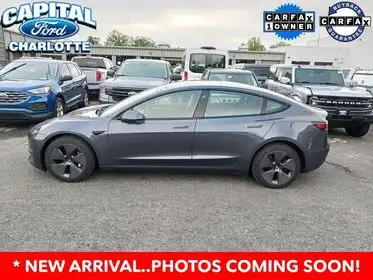 2023 Tesla Model 3 Base's photo