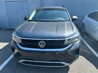 2023 Volkswagen Taos 1.5T S's photo