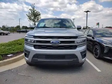 2024 Ford Expedition XLT's photo