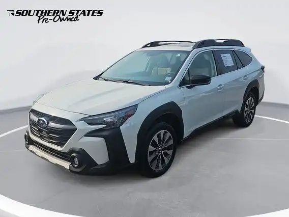 2024 Subaru Outback Limited's photo