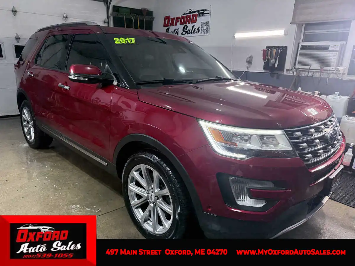 2017 Ford Explorer Limited 4WD's photo