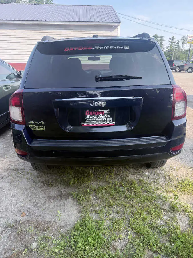 2017 Jeep Compass Sport 4X4 photo 3