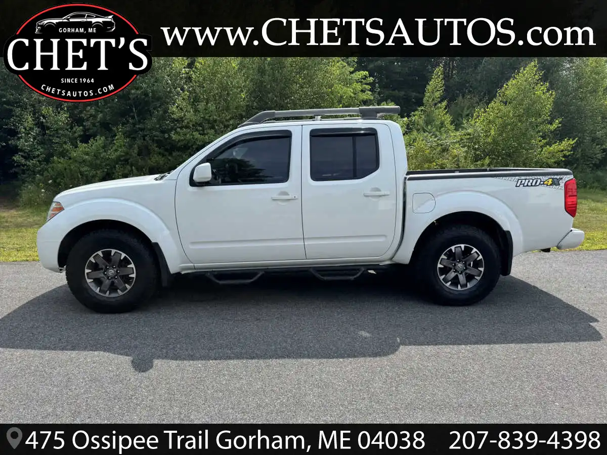 2016 Nissan Frontier 4.0 PRO-4X Crew Cab 4X4 AT's photo