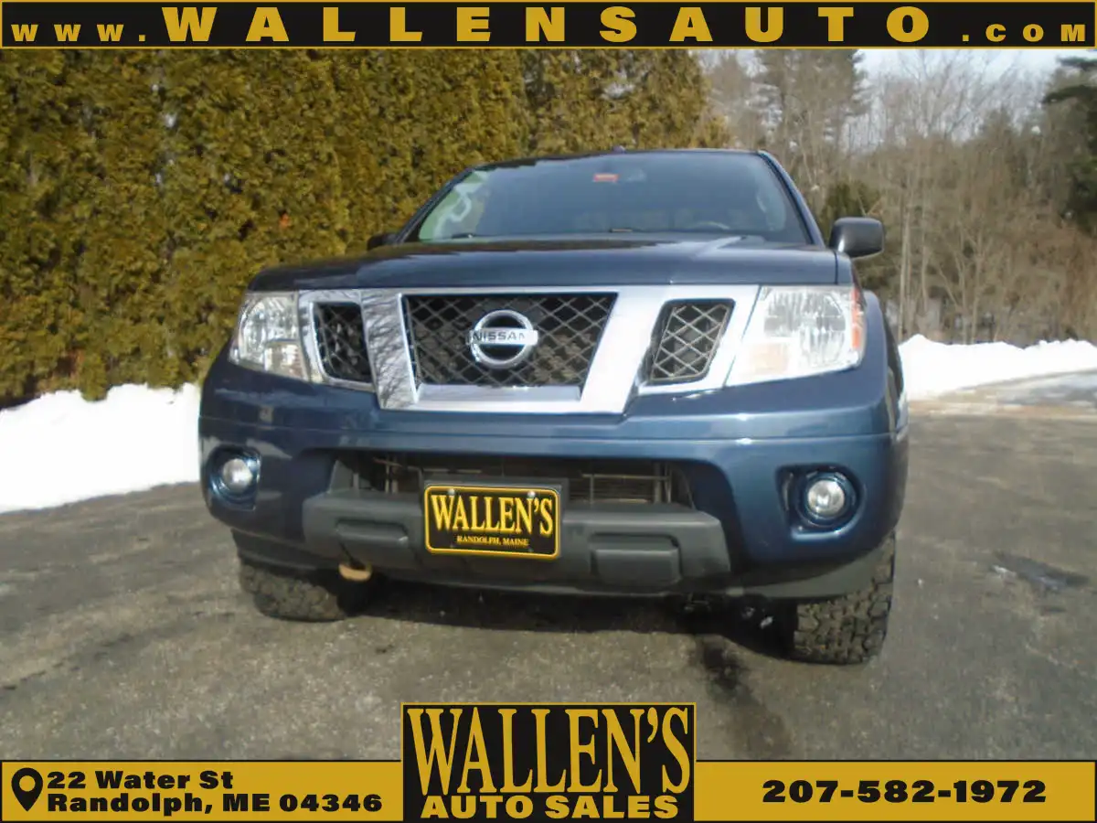 2016 Nissan Frontier 4.0 SV King Cab 4X4 AT's photo