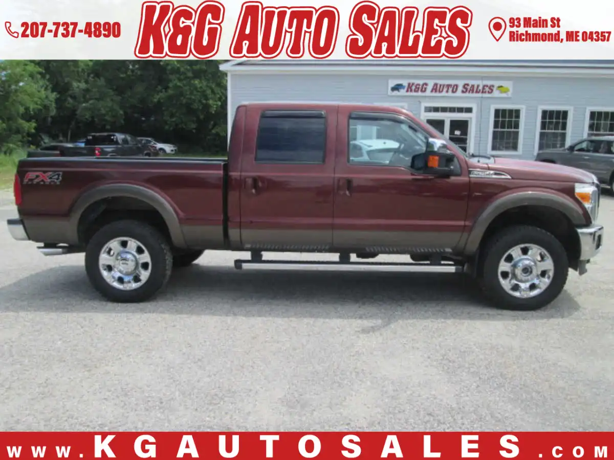 2015 Ford F-250 Lariat 4x4 Crew Cab 172 in's photo