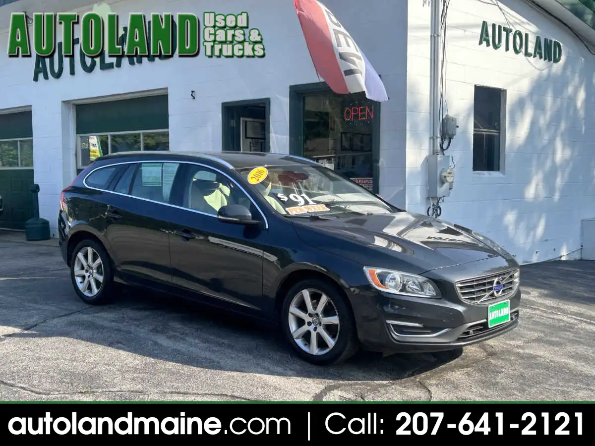 2016 Volvo V60 T5 Drive-E FWD Premier's photo