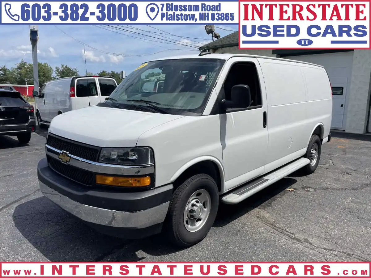2025 Chevrolet Express 2500 Work Van HD's photo