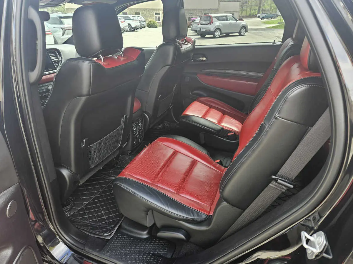 2022 Dodge Durango R/T Plus AWD photo 5