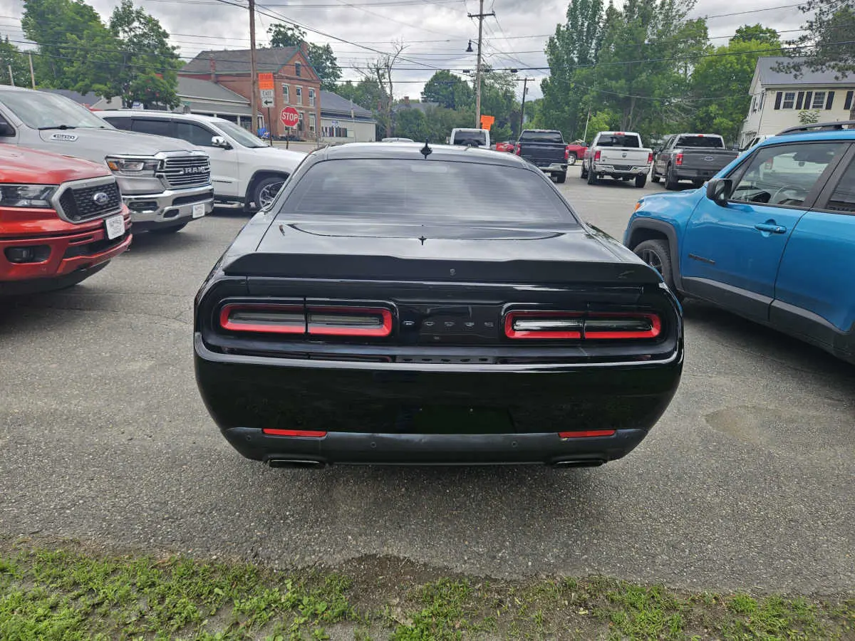 2023 Dodge Challenger GT Auto AWD photo 4