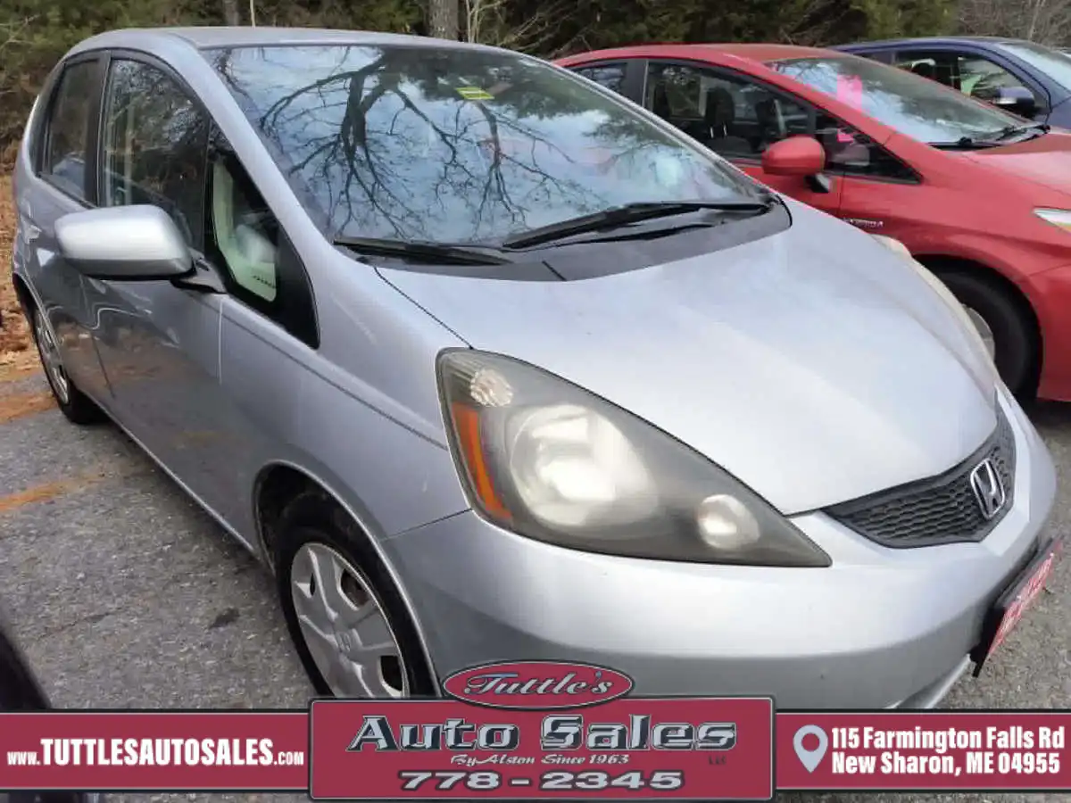 2012 Honda Fit Base's photo