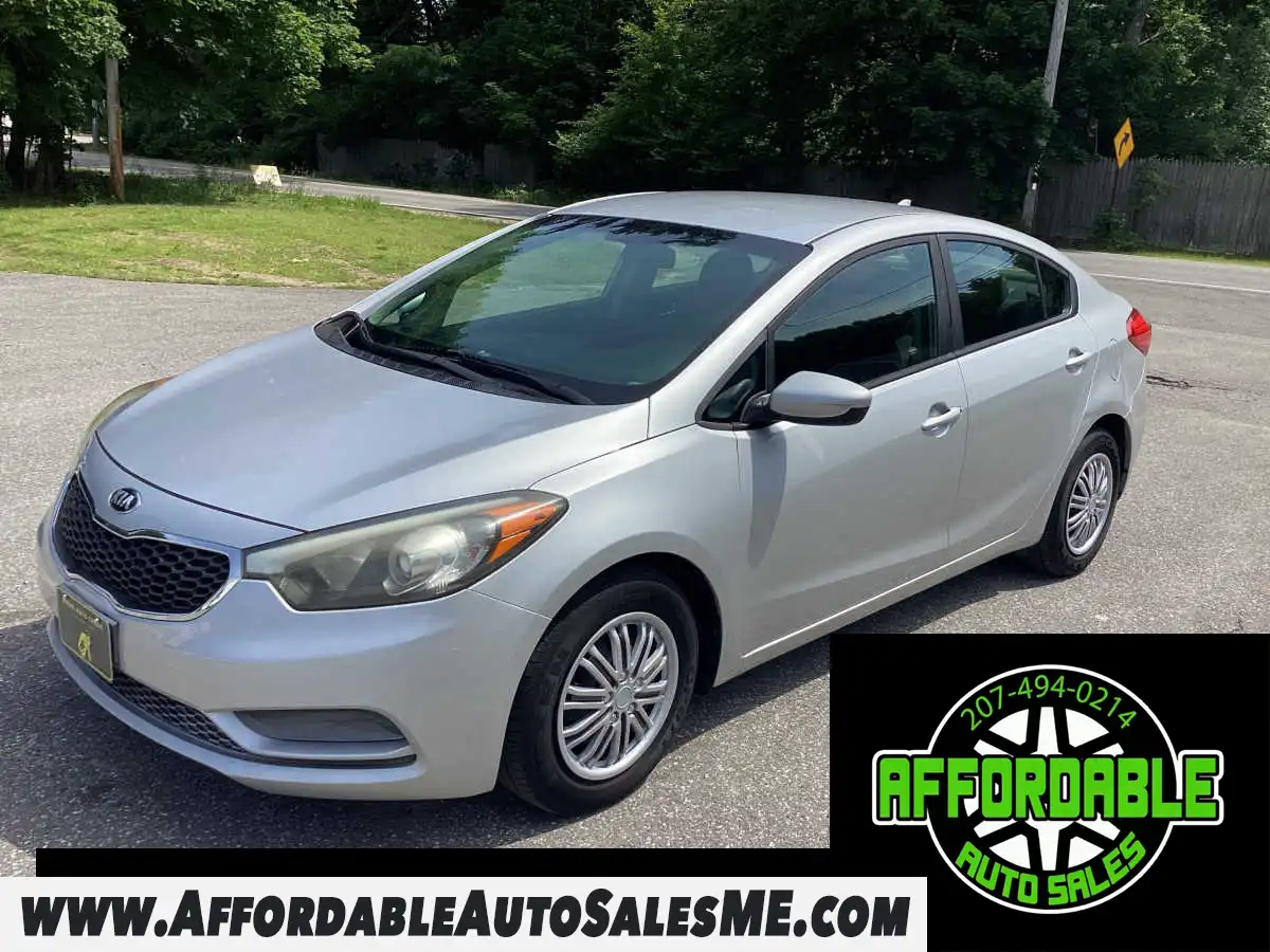 2016 Kia Forte LX's photo