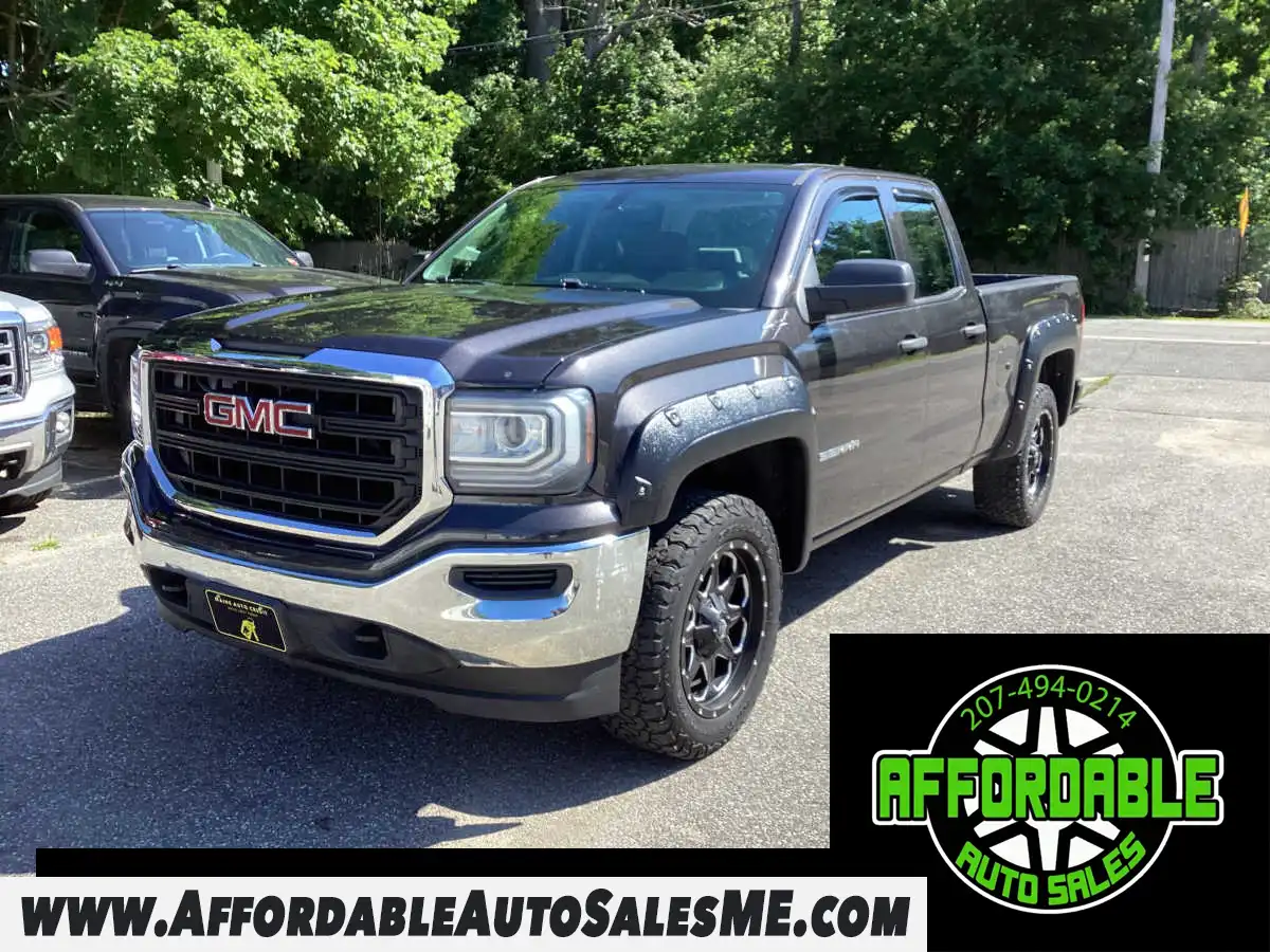 2016 GMC Sierra 4WD Double Cab Standard Box's photo