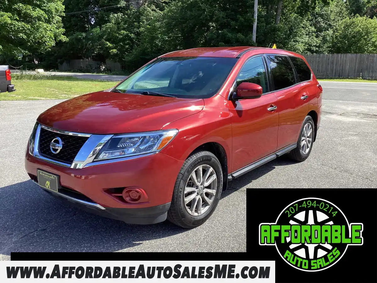 2014 Nissan Pathfinder S 4WD's photo
