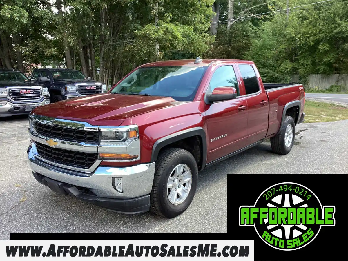 2017 Chevrolet Silverado 1500 LT 4WD Double Cab Standard Box's photo