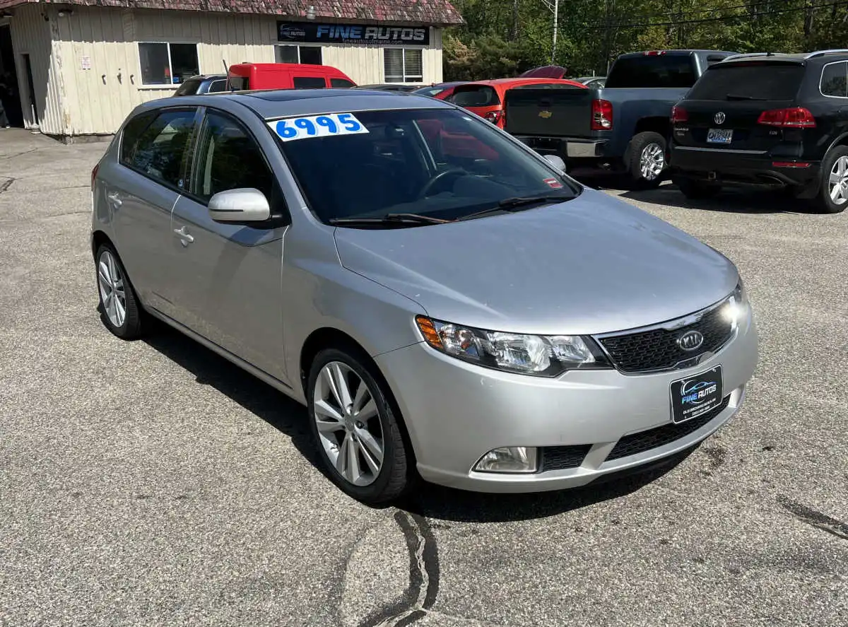 2012 Kia Forte SX AT's photo