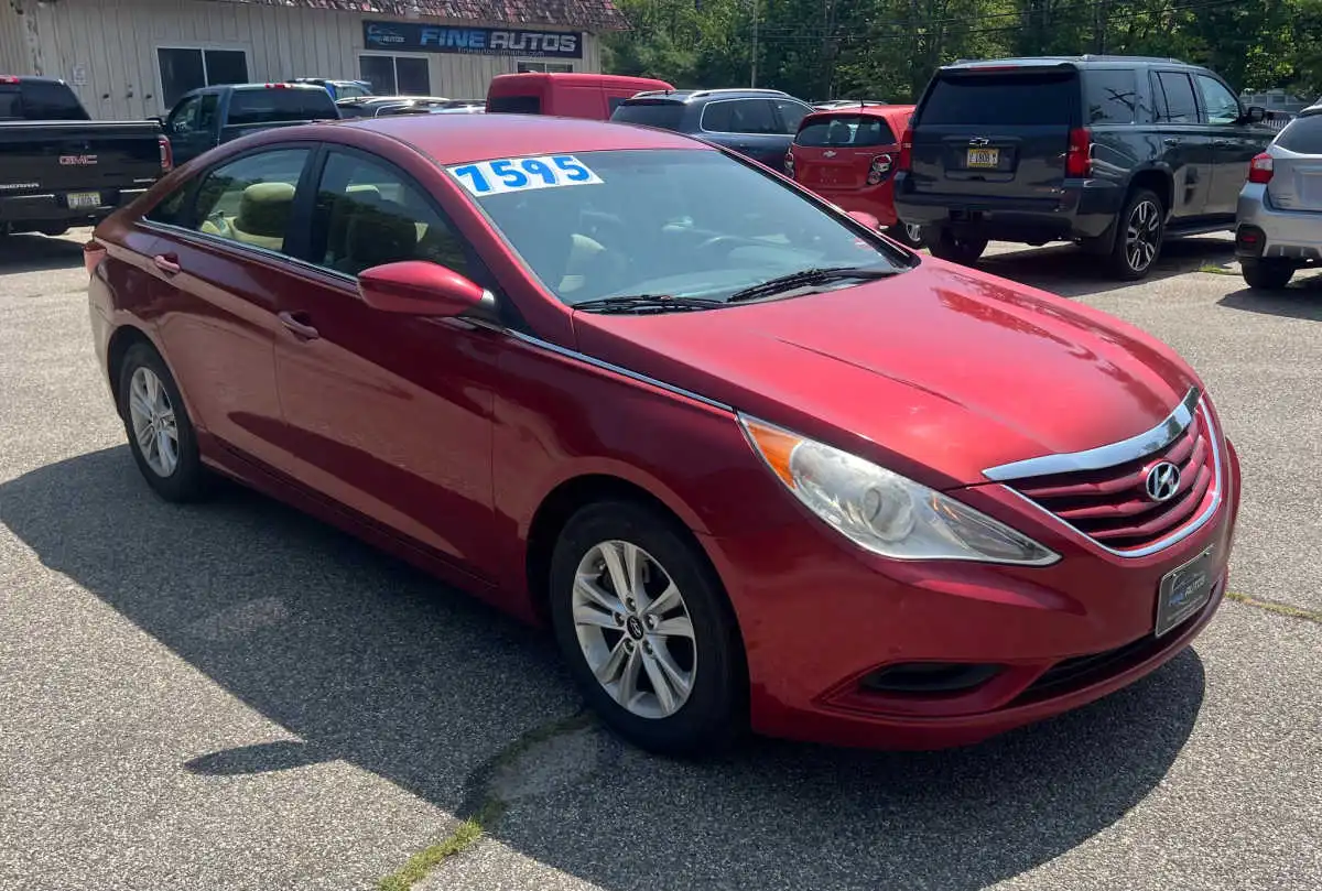 2013 Hyundai Sonata I4 GLS PZEV A T's photo