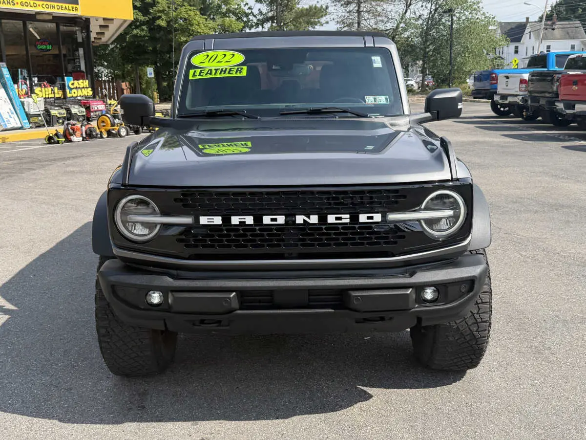 2022 Ford Bronco Wildtrak 4x4 photo 3