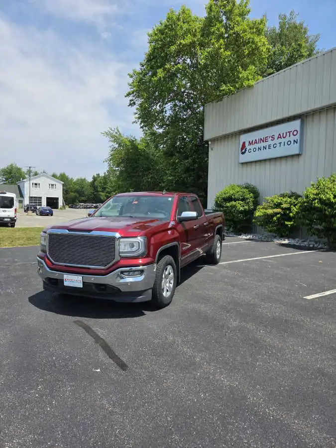 2016 GMC Sierra SLT 4WD Double Cab Standard Box's photo